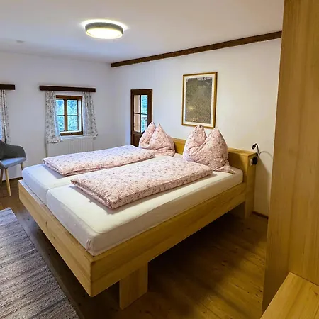 Attersee-chalet Angermann Familie Spalt * シュタインバッハ・アム・アターゼー