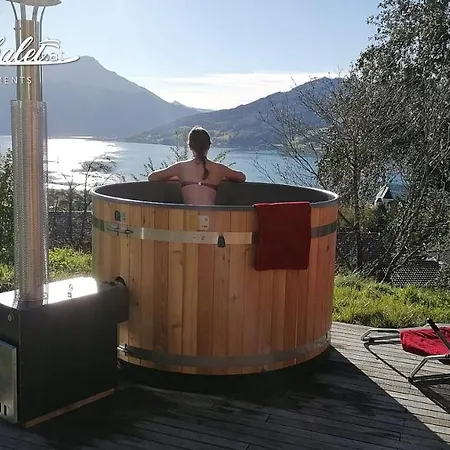 Апартаменты Attersee-chalet Angermann Familie Spalt Штайнбах-ам-Аттерзее