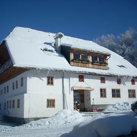 Апартаменты Attersee-chalet Angermann Familie Spalt Штайнбах-ам-Аттерзее
